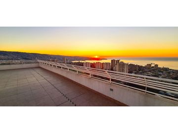 Soleado depto Placeres | Vista espectacular al mar | 3d,2b,2 terrazas, 1est y 1 bod.