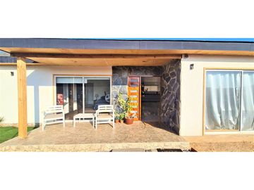 Casa en Venta En Quilpué Lo Orozco