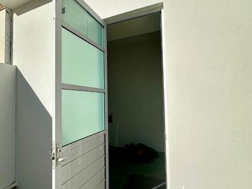CASA EN VENTA EN FRACC. LOMAS DEL VALLE CERCA DE C.U. PUEBLA
