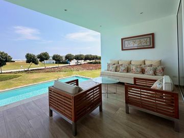VENDO CASA DE PLAYA EN EL CONDOMINIO LA JOLLA