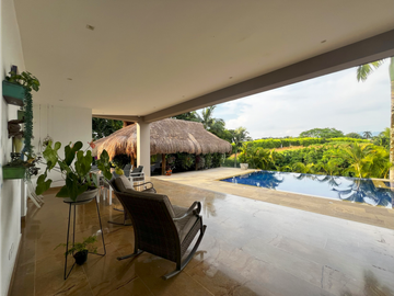 Espectacular casa campestre en Cerritos Pereira