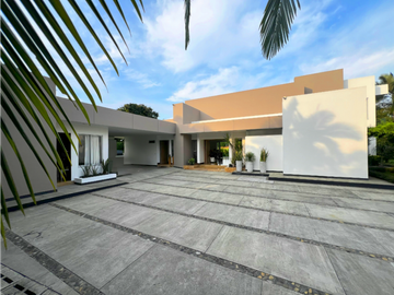 Espectacular casa campestre en Cerritos Pereira