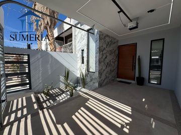 Venta de preciosa casa UNA SOLA PLANTA, para estrenar.