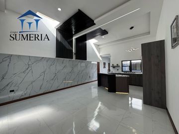 Venta de preciosa casa UNA SOLA PLANTA, para estrenar.