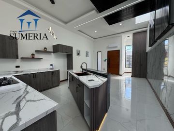 Venta de preciosa casa UNA SOLA PLANTA, para estrenar.