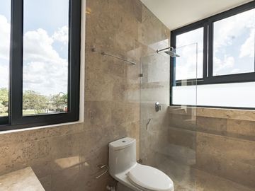 Casa en Merida Zona Country en venta, en privada con amenidades.