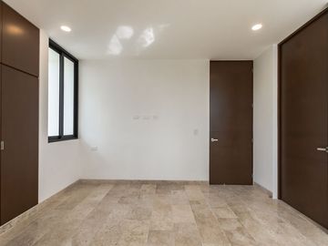 Casa en Merida Zona Country en venta, en privada con amenidades.