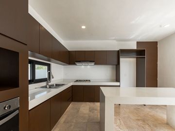 Casa en Merida Zona Country en venta, en privada con amenidades.