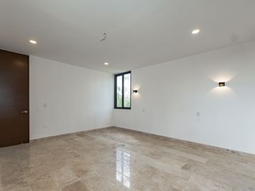 Casa en Merida Zona Country en venta, en privada con amenidades.