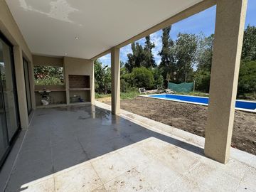 VENTA CASA Barrio Privado El Ensueño en Ing. Maschwitz -  ESCOBAR