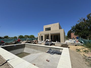 VENTA CASA Barrio Privado El Ensueño en Ing. Maschwitz -  ESCOBAR