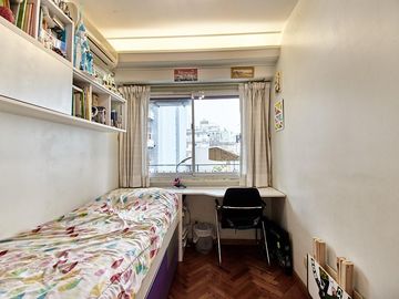 Departamento 4 amb con dependencia en Villa Crespo