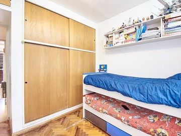 Departamento 4 amb con dependencia en Villa Crespo