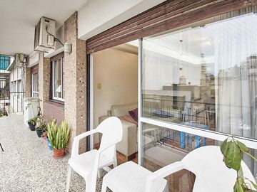 Departamento 4 amb con dependencia en Villa Crespo