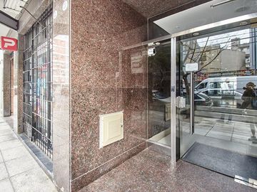 Departamento 4 amb con dependencia en Villa Crespo