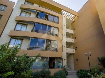 Departamento en Venta en Condominio Entre Valles/ Lo Cruzat