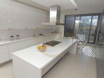 VENTA ESPECTACULAR PENTHOUSE LA DEHESA