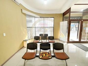 SE VENDE LOCAL/OFICINA PLENO CENTRO DE CONCEPCIÓN