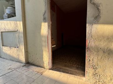 Casa en venta para remodelar en la calle 50, en el centro de Mérida Yucatán.