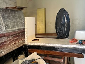 Casa en venta para remodelar en la calle 50, en el centro de Mérida Yucatán.