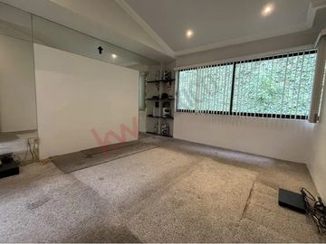 TOWNHOUSE ATRAS DEL HOSPITAL ANGENLES DE INTERLOMAS