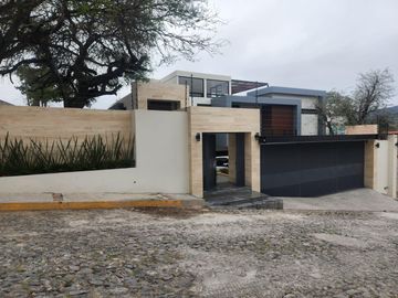 Casa en Bernal, Querétaro. Sup. 420 m2