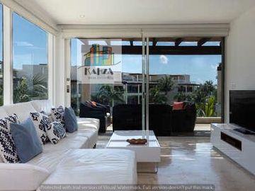 PH DE 3 RECAMARAS BEACH FRONT EN PLAYA DEL CARMEN