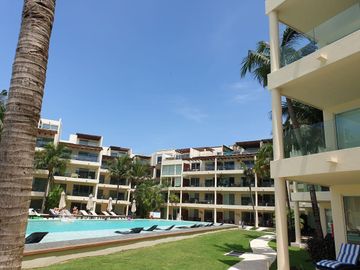 PH DE 3 RECAMARAS BEACH FRONT EN PLAYA DEL CARMEN