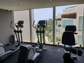 PH DE 3 RECAMARAS BEACH FRONT EN PLAYA DEL CARMEN