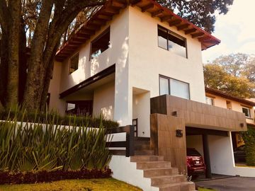 Casa moderna en venta