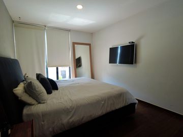 Hermosa casa de 3 niveles de oportunidad en venta Solares