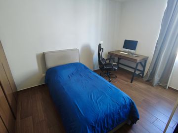 Hermosa casa de 3 niveles de oportunidad en venta Solares