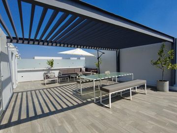 Hermosa casa de 3 niveles de oportunidad en venta Solares