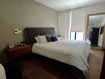 Hermosa casa de 3 niveles de oportunidad en venta Solares