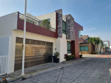CASA EN VENTA  RESIDENCIAL MARINO  PLANTA BAJA