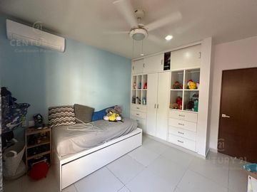 Hermosa Casa en Venta Amueblada en  Alegranza 4h/4.5b Playa del Carmen  P4176