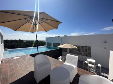 CONDOMINIOS MANDINGA, Departamento en VENTA con ALBERCA, seguridad, 2 recamaras