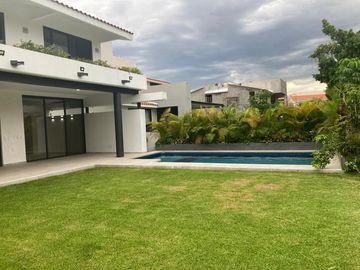CASA EN CLUB DE GOLF