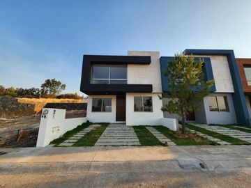 Casa en Venta Jesús del Monten Fraccionamiento privado áreas verdes