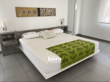 PRECIOSA CASA DE PLAYA EN VENTA CON VISTA AL MAR, 2DA FILA, PLAYA DEL GOLF