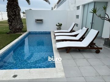 PRECIOSA CASA DE PLAYA EN VENTA CON VISTA AL MAR, 2DA FILA, PLAYA DEL GOLF