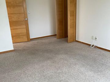 VENTA DE CASA EN RESIDENCIAL BOSQUE DE SAUCES EN METEPEC