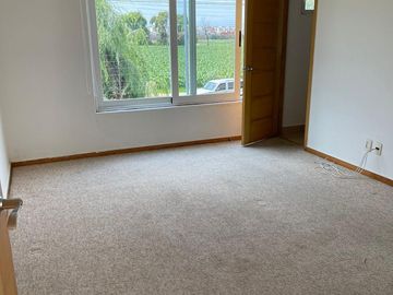 VENTA DE CASA EN RESIDENCIAL BOSQUE DE SAUCES EN METEPEC