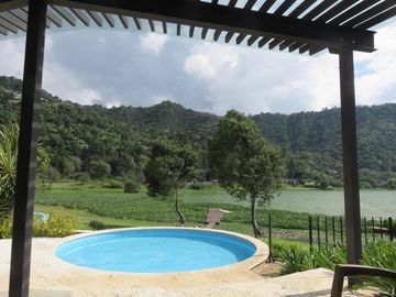 Venta de Departamento Nuevo en Puerta del Lago Valle de Bravo