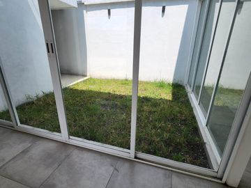 Casa en condominio en venta, San Mateo Atenco, Toluca, Edo. de México.