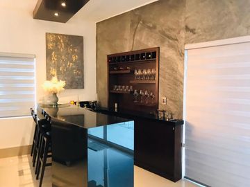 CASA EN VENTA LA TOSCANA CARRETERA NACIONAL