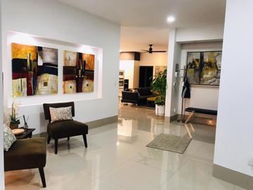 CASA EN VENTA LA TOSCANA CARRETERA NACIONAL