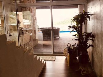 CASA EN VENTA LA TOSCANA CARRETERA NACIONAL