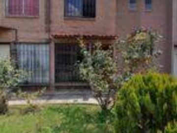 VENTA DE CASA EN GEOVILLAS INDEPENDENCIA EN TOLUCA