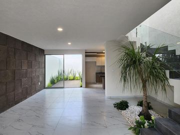 Casa en Venta en Cañadas del Bosque Tres Marías